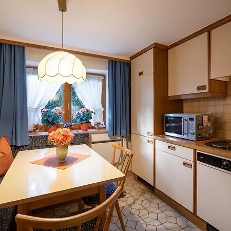 - Julitta شقة مايرهوفن